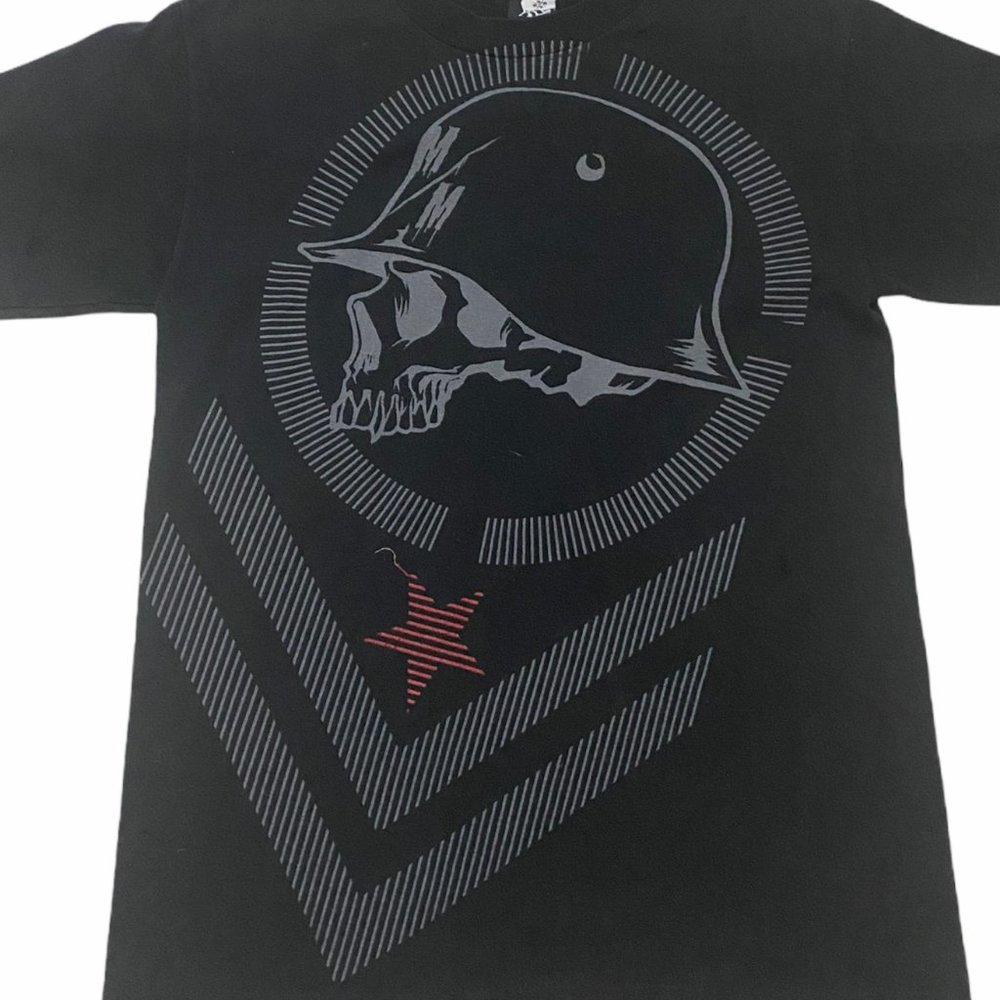 Metal Mulisha Mens T-Shirt size M Black Helmet Skull Short Sleeve - Picture 2 of 3